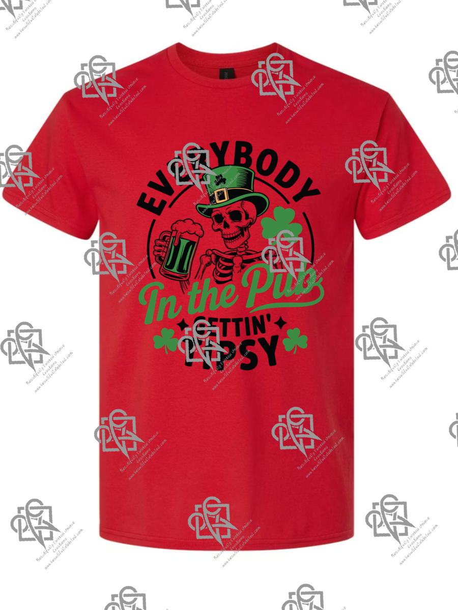 Everybody in the Pub getting Tipsy T-Shirt