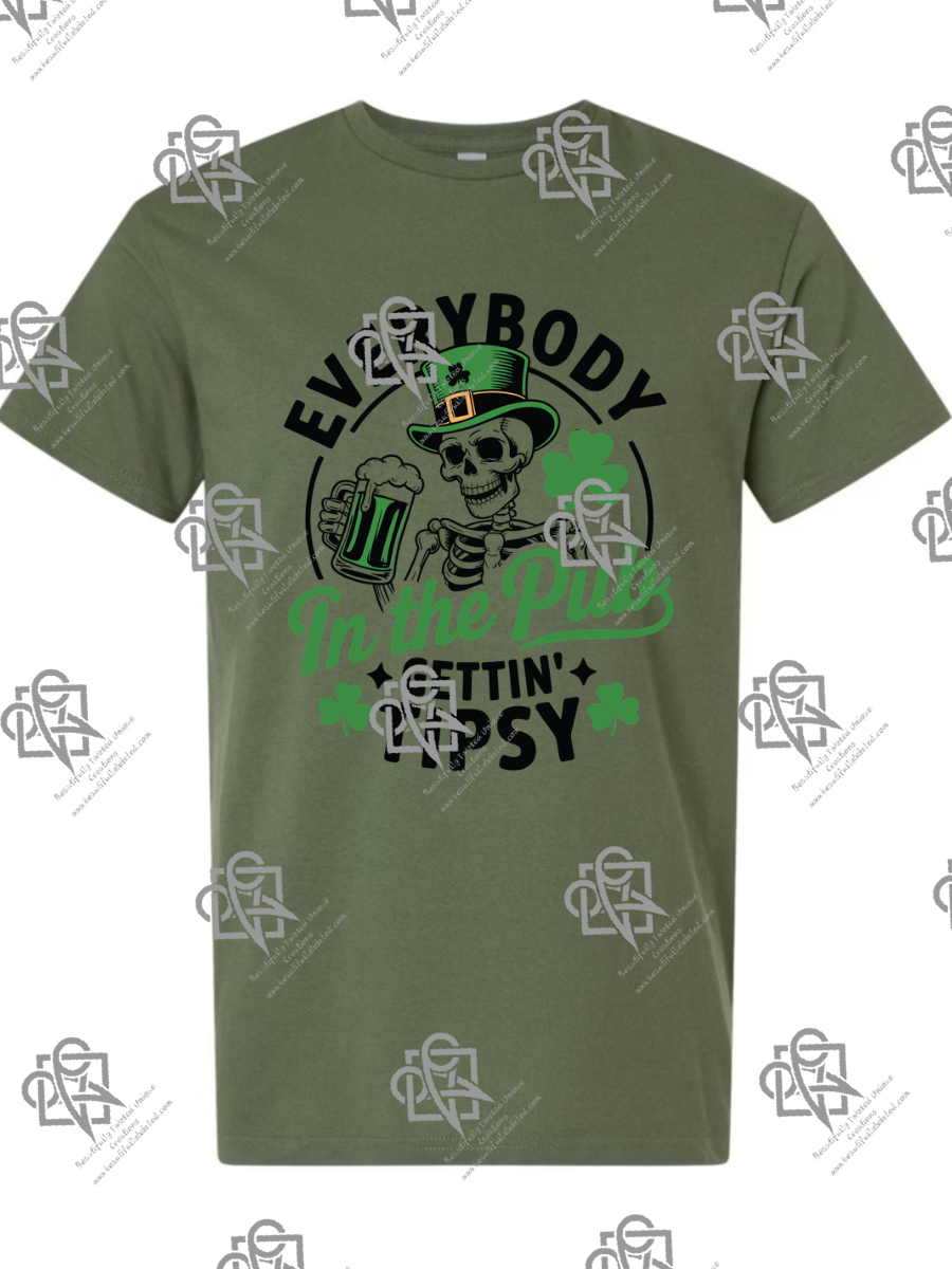 Everybody in the Pub getting Tipsy T-Shirt