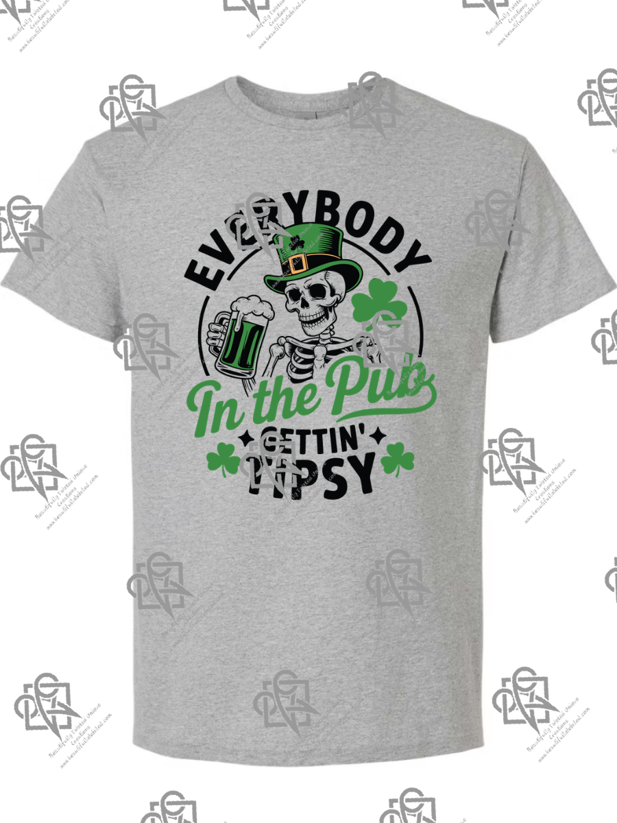 Everybody in the Pub getting Tipsy T-Shirt