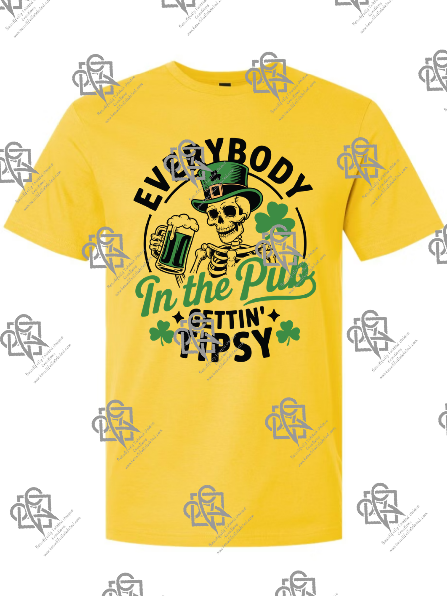 Everybody in the Pub getting Tipsy T-Shirt